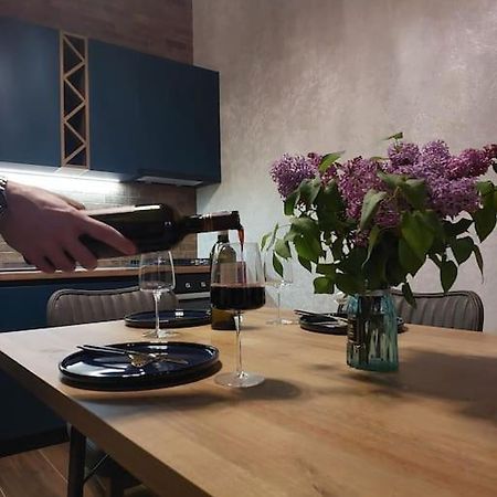 Soma Apartment Кутаиси Екстериор снимка